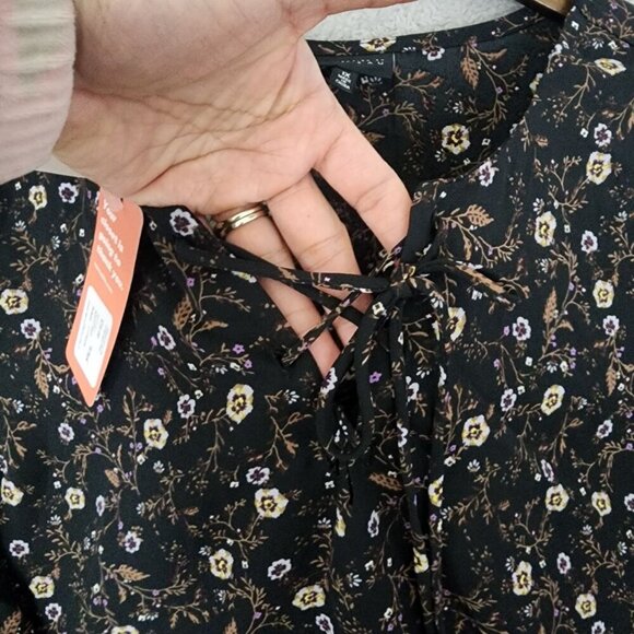 NWT Bobeau Womens Black Purple Floral Lace-Up Top 1X Chiffon JPT - Picture 10 of 11